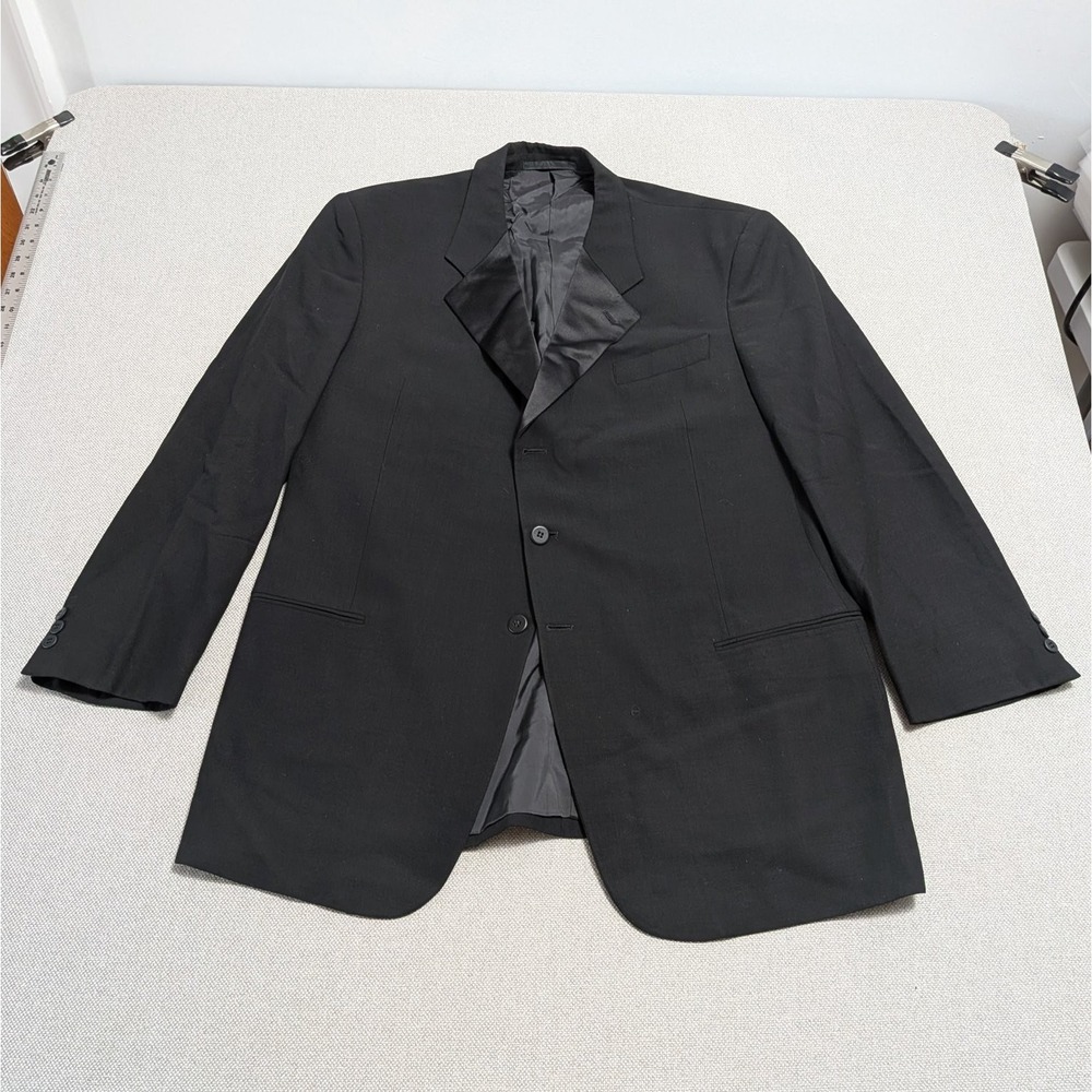 Giorgio Armani Men's 46R Black Suit Jacket Viscose Peak Lapel Made in Italy Prom